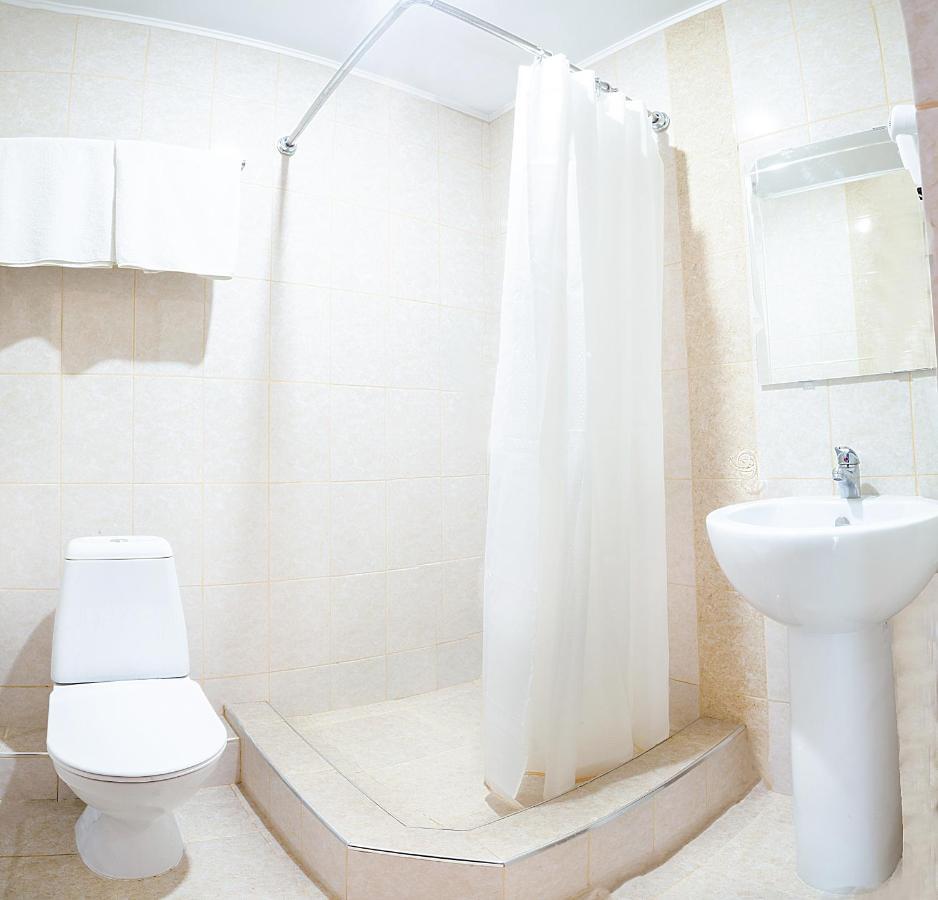 Pitsunda Hotel מראה חיצוני תמונה