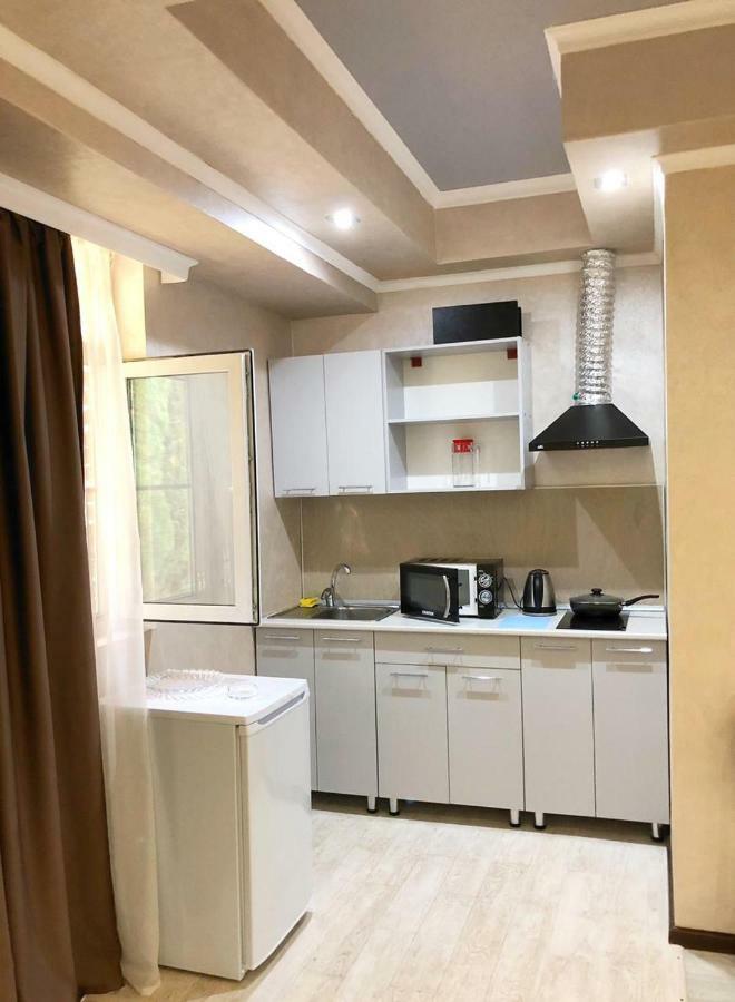 Pitsunda Hotel מראה חיצוני תמונה